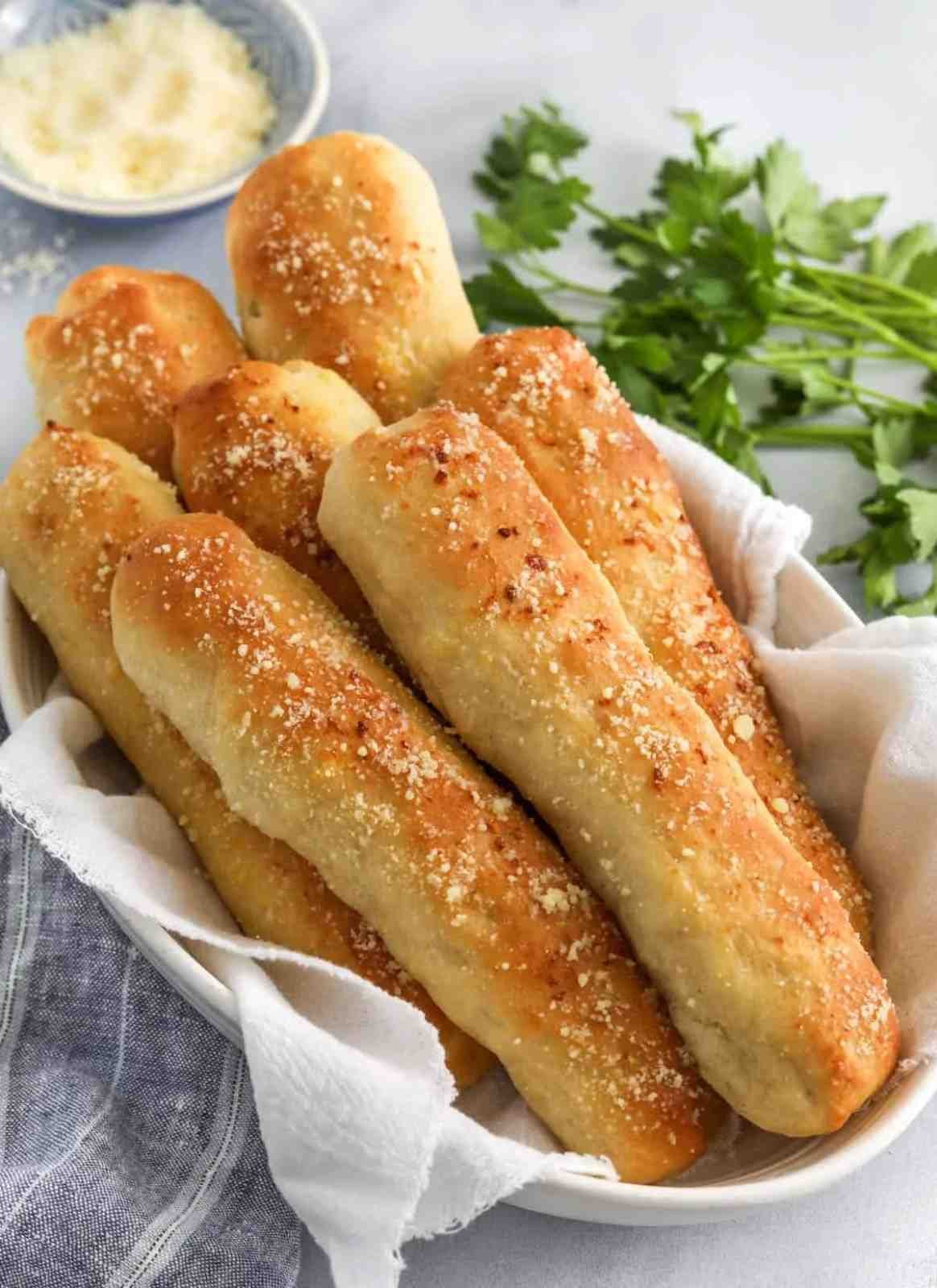 Stuffed Garlic Bread Sticks CD